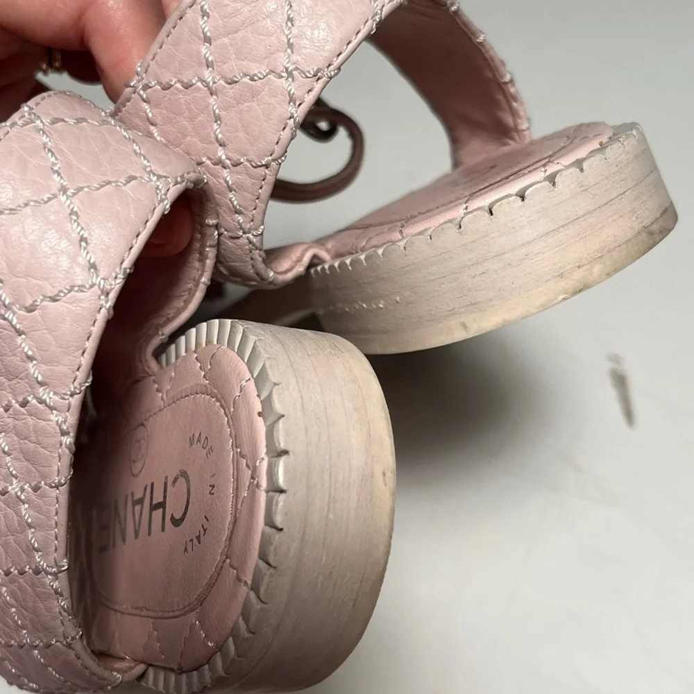 CHANEL Light Pink Quilted Sandals with Silver Accents